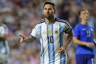 Argentina vs Iceland (08:00 – 10/06)