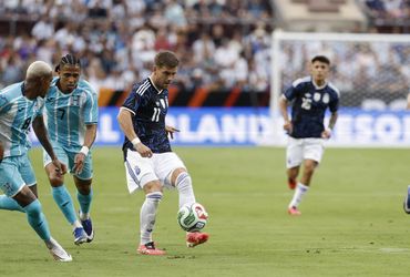 Argentina vs Honduras (07:00 – 07/06)